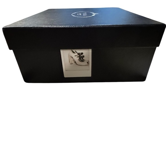 Prada iridescent beige white Heels with Chunky High Heel and Peep-Toe Design Y2K - Picture 9 of 13